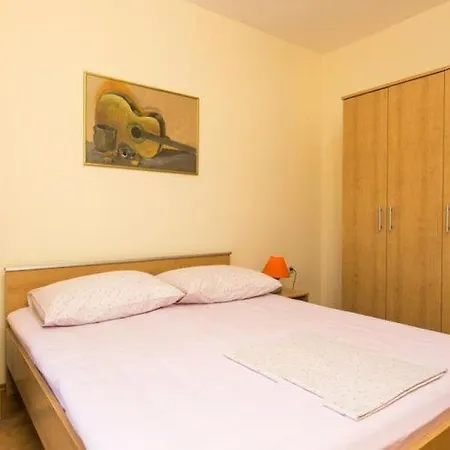 Apartment Marina - One Bedroom With Balcony And Sea View *